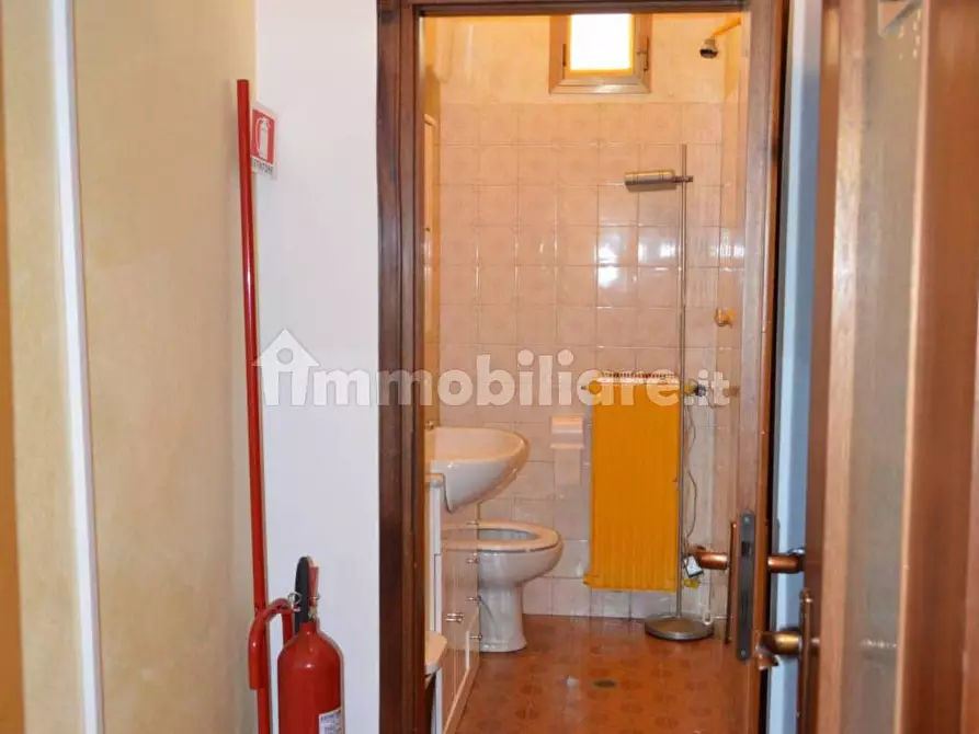 Immagine 7 di Ufficio in vendita  in Viale del Lavoro 41 a Verona