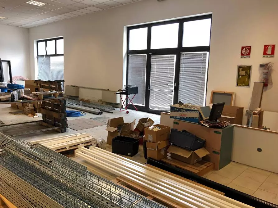 Immagine 4 di Laboratorio in vendita  in Via Evangelista Torricelli a Verona