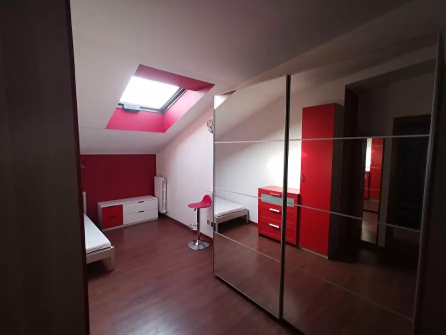 Immagine 17 di Appartamento in affitto  a Bovisio-Masciago