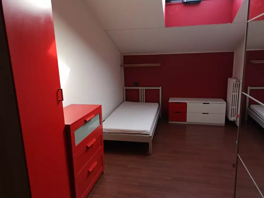 Immagine 21 di Appartamento in affitto  a Bovisio-Masciago