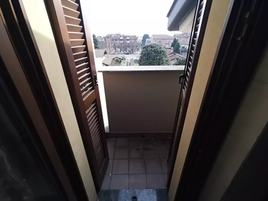 Immagine 25 di Appartamento in affitto  a Bovisio-Masciago