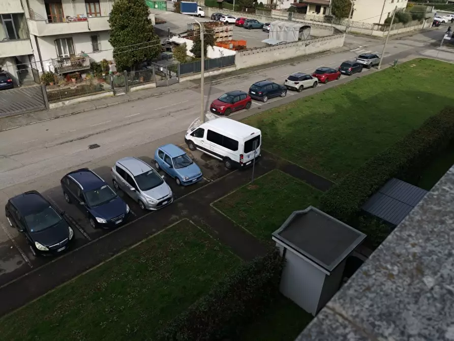 Immagine 8 di Appartamento in affitto  a Bovisio-Masciago