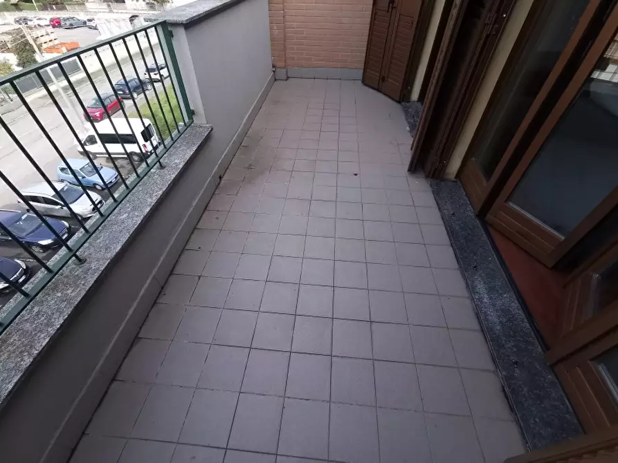 Immagine 11 di Appartamento in affitto  a Bovisio-Masciago
