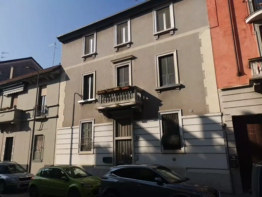 Immagine 1 di Appartamento in vendita  a Milano