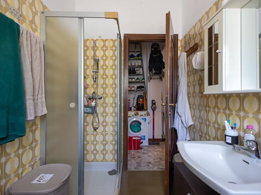 Immagine 14 di Appartamento in vendita  a Bovisio-Masciago