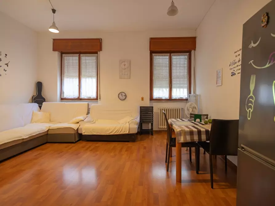 Immagine 21 di Appartamento in vendita  a Bovisio-Masciago