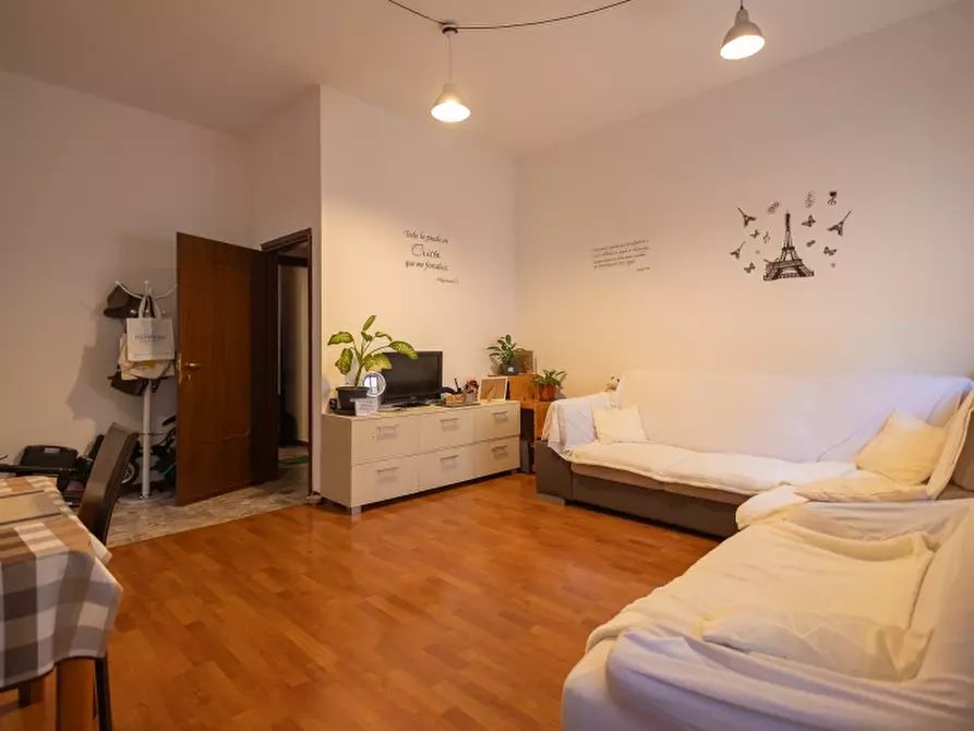 Immagine 22 di Appartamento in vendita  a Bovisio-Masciago