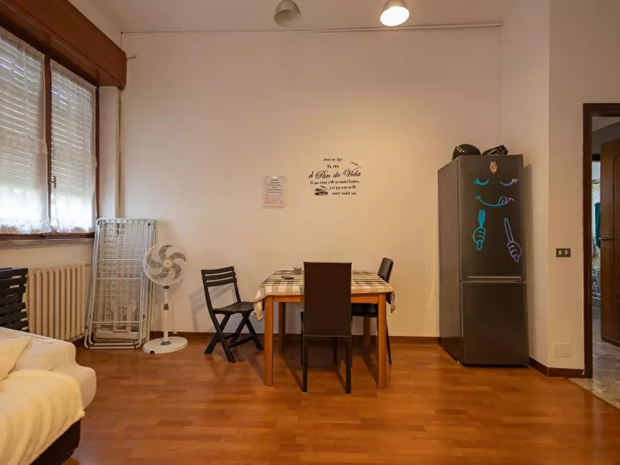 Immagine 23 di Appartamento in vendita  a Bovisio-Masciago