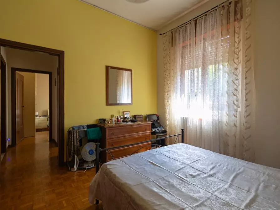 Immagine 27 di Appartamento in vendita  a Bovisio-Masciago