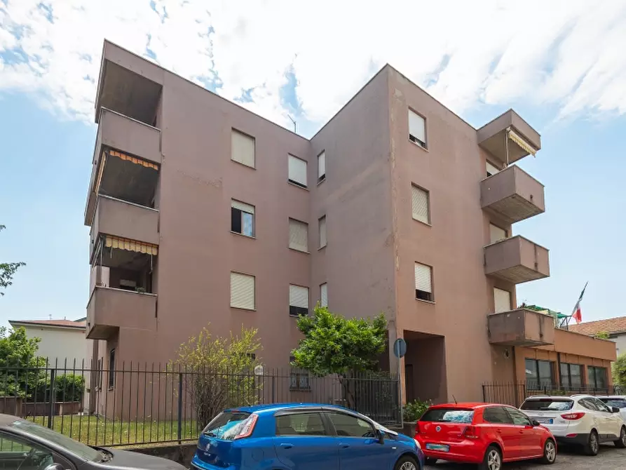 Immagine 28 di Appartamento in vendita  a Bovisio-Masciago