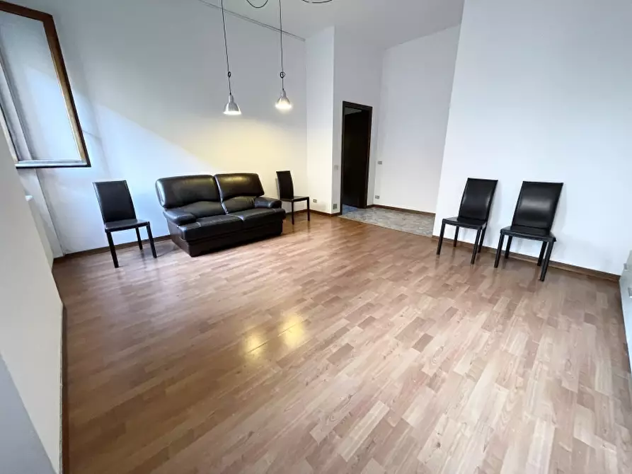 Immagine 34 di Appartamento in vendita  a Bovisio-Masciago