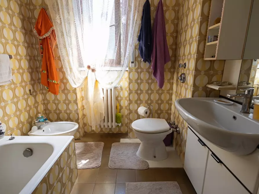 Immagine 5 di Appartamento in vendita  a Bovisio-Masciago