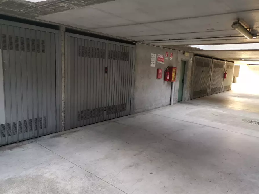 Immagine 15 di Appartamento in affitto  a Bovisio-Masciago