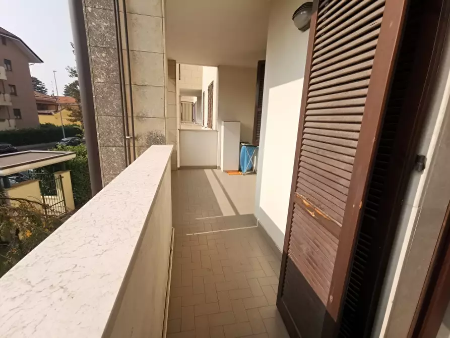 Immagine 21 di Appartamento in affitto  a Bovisio-Masciago