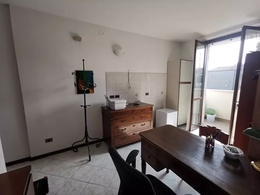 Immagine 10 di Appartamento in affitto  a Bovisio-Masciago