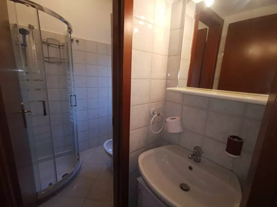 Immagine 12 di Appartamento in affitto  a Milano