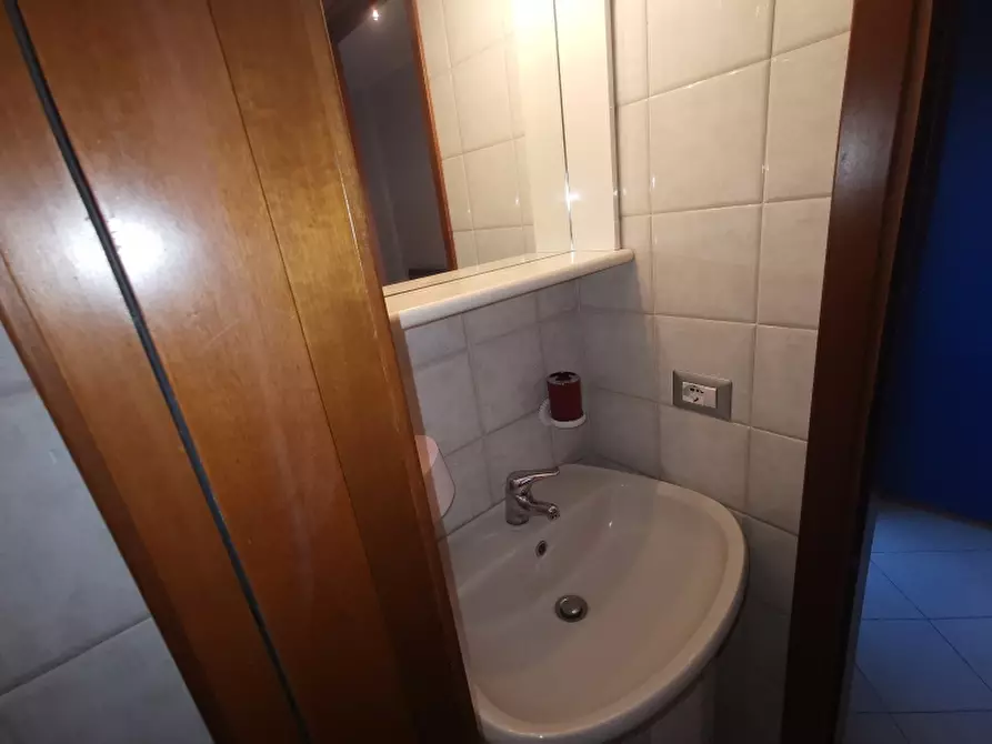 Immagine 25 di Appartamento in affitto  a Milano