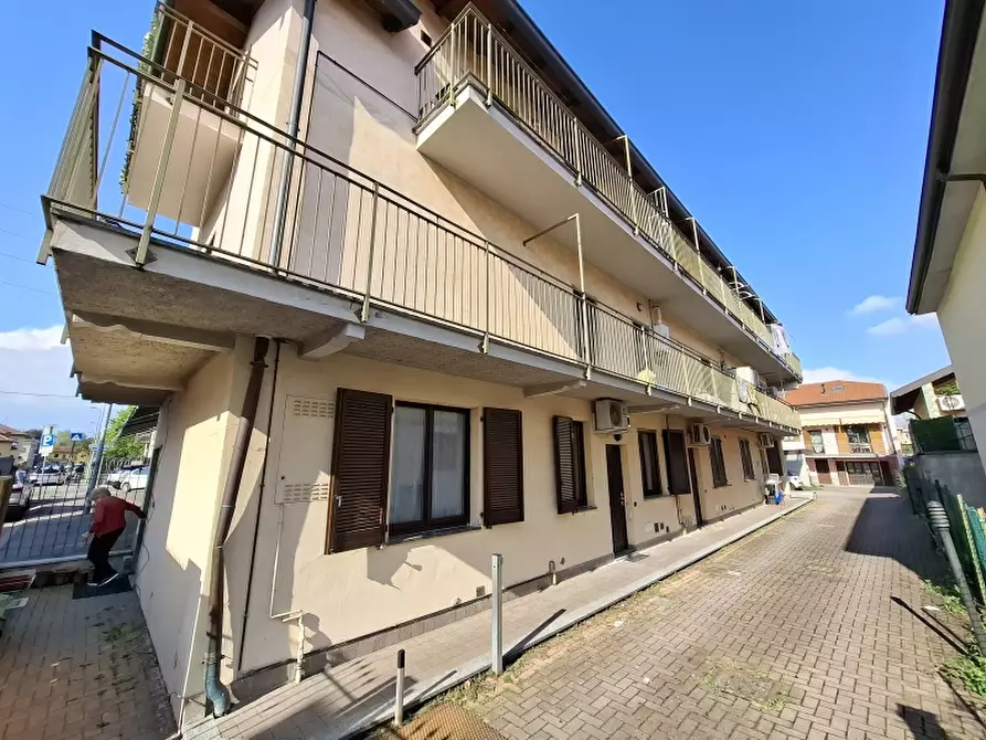 Immagine 1 di Appartamento in affitto  a Cesano Maderno