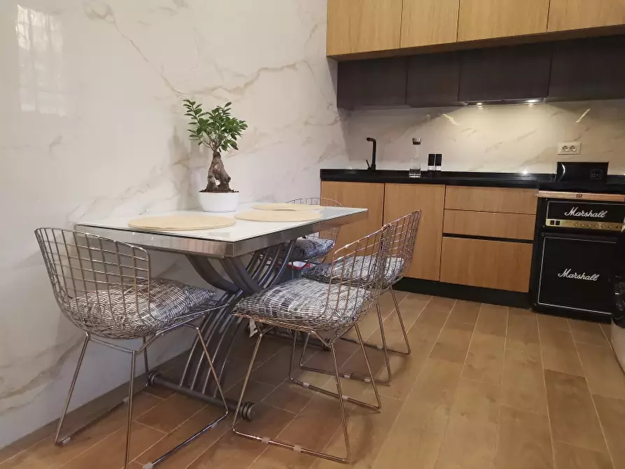 Immagine 13 di Appartamento in affitto  a Milano