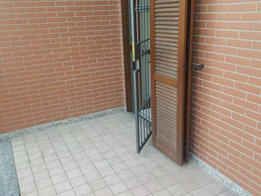 Immagine 11 di Monolocale in affitto  a Desio