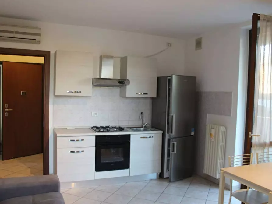 Immagine 8 di Monolocale in affitto  a Desio