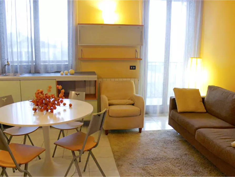 Immagine 4 di Appartamento in affitto  a Cesano Maderno