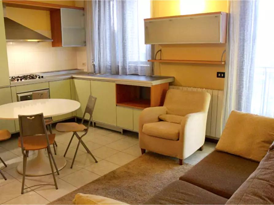 Immagine 6 di Appartamento in affitto  a Cesano Maderno