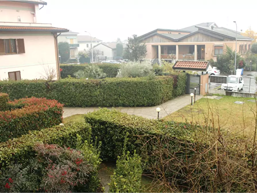 Immagine 17 di Appartamento in affitto  a Cesano Maderno