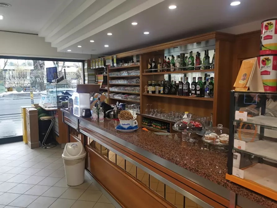 Immagine 1 di Bar / Ristorante in vendita  in via Gerolamo Forni 36 a Milano