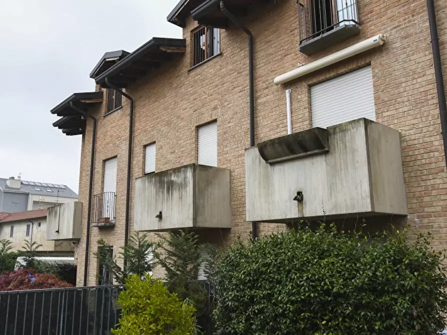 Immagine 20 di Appartamento in affitto  a Cesano Maderno
