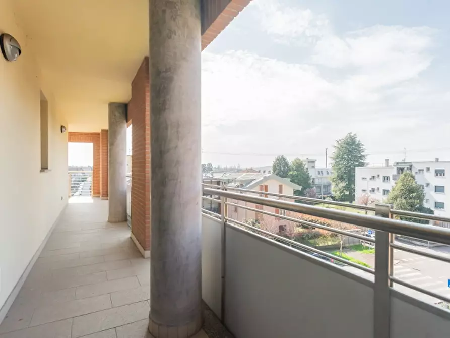 Immagine 28 di Attico in vendita  a Cesano Maderno