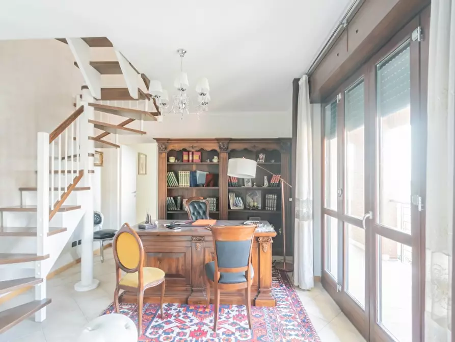 Immagine 29 di Attico in vendita  a Cesano Maderno