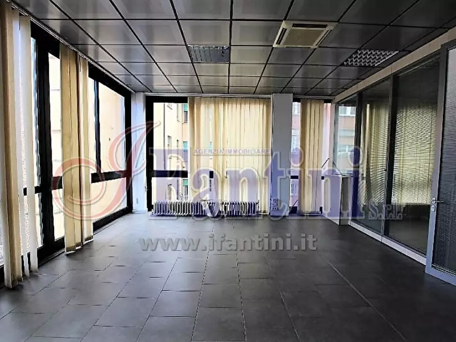 Immagine 31 di Appartamento in affitto  in VIA SAFFI 45/3 a Bologna