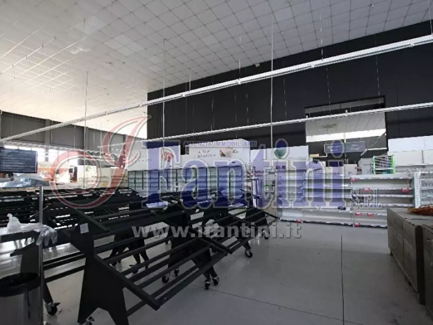 Immagine 12 di Showroom in affitto  in VIA FRANCHINI 23 a Malalbergo