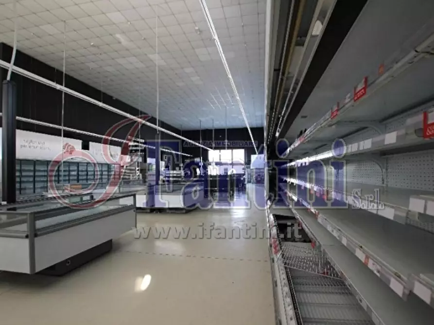 Immagine 13 di Showroom in affitto  in VIA FRANCHINI 23 a Malalbergo