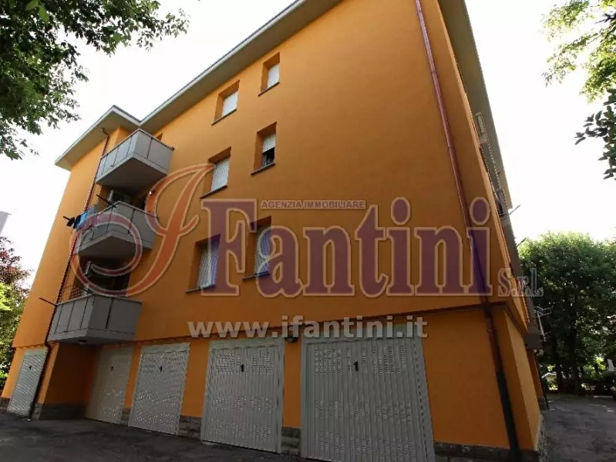 Immagine 3 di Appartamento in vendita  a Calderara Di Reno