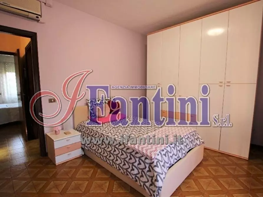 Immagine 18 di Appartamento in vendita  a Calderara Di Reno