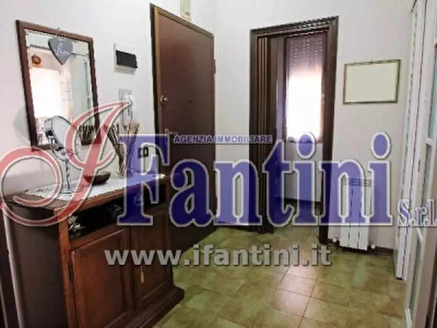 Immagine 4 di Appartamento in vendita  a Calderara Di Reno