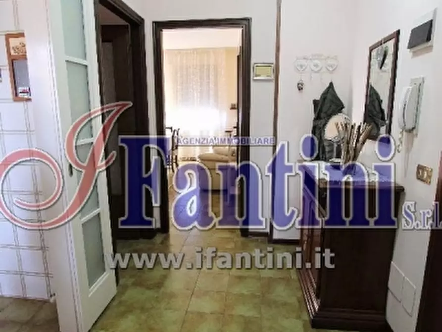 Immagine 5 di Appartamento in vendita  a Calderara Di Reno