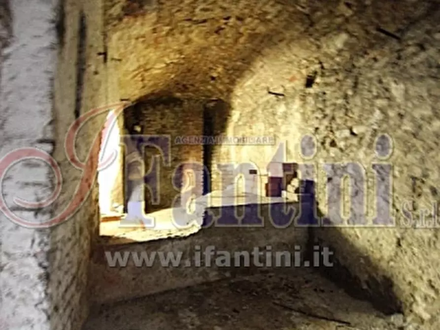 Immagine 20 di Negozio in vendita  in VIA RIVA RENO 9-9/A a Bologna