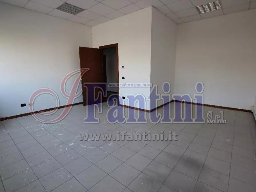 Immagine 12 di Ufficio in affitto  in VIA COLLODI 1 a Calderara Di Reno