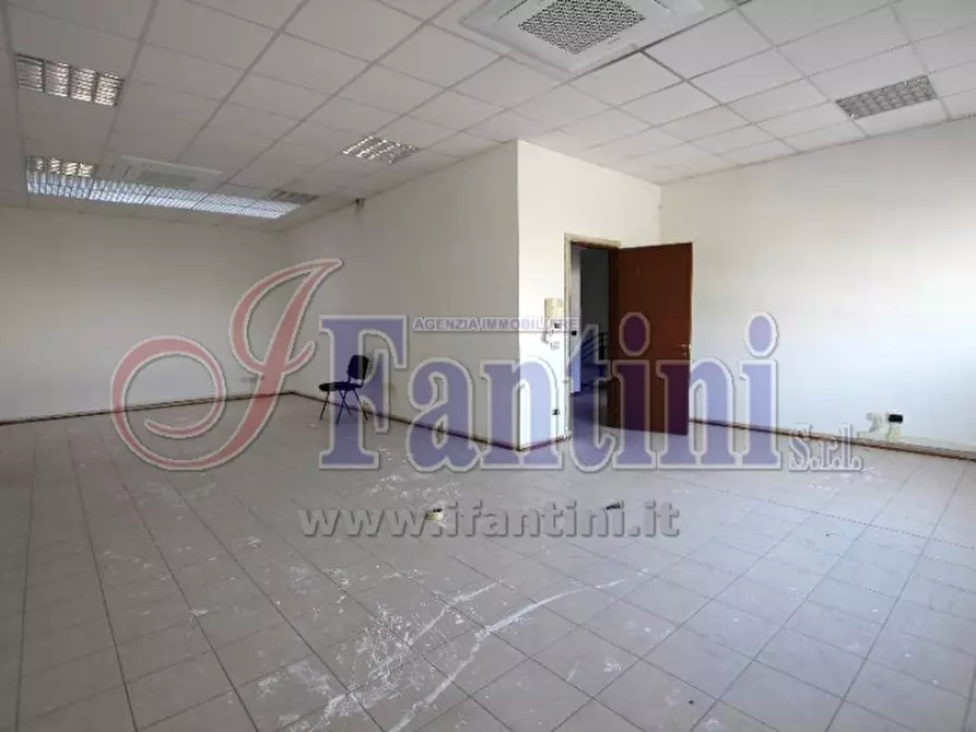 Immagine 8 di Ufficio in affitto  in VIA COLLODI 1 a Calderara Di Reno