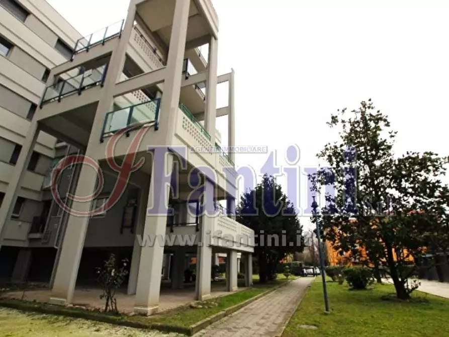 Immagine 2 di Appartamento in vendita  a Calderara Di Reno