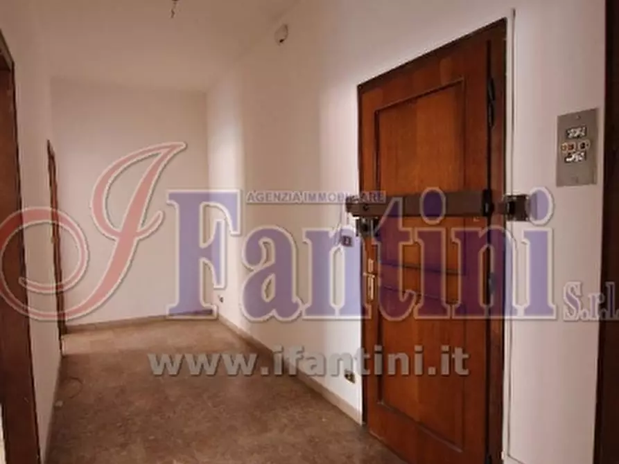 Immagine 5 di Appartamento in vendita  in VIA FRATELLI ROSSELLI 9 a Cento