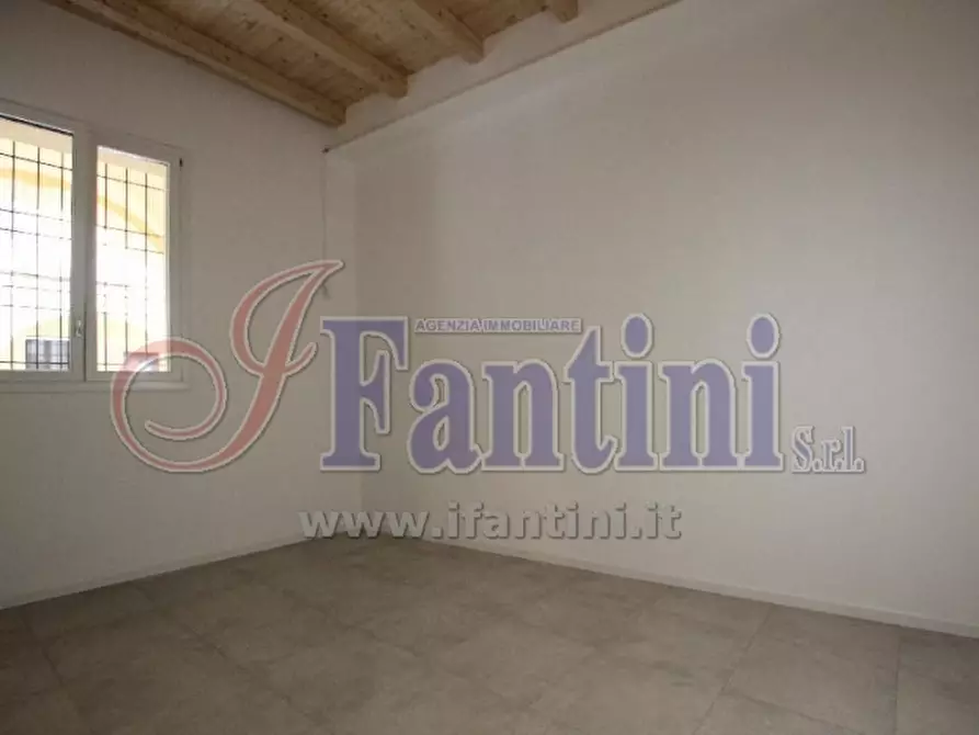 Immagine 13 di Appartamento in affitto  in VIA UGO BASSI 62 a Cento
