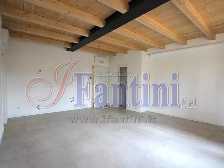 Immagine 3 di Appartamento in affitto  in VIA UGO BASSI 62 a Cento