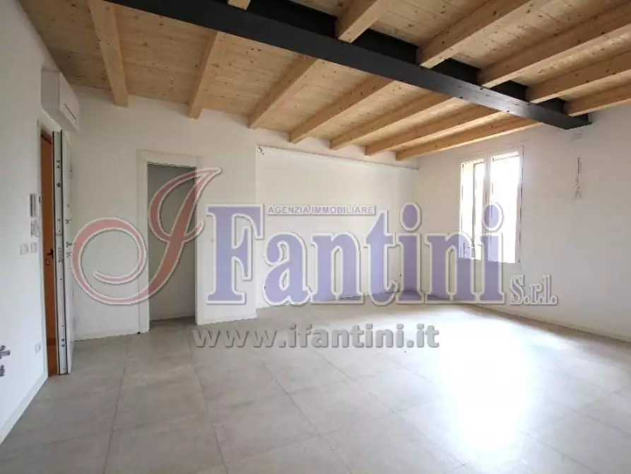 Immagine 4 di Appartamento in affitto  in VIA UGO BASSI 62 a Cento