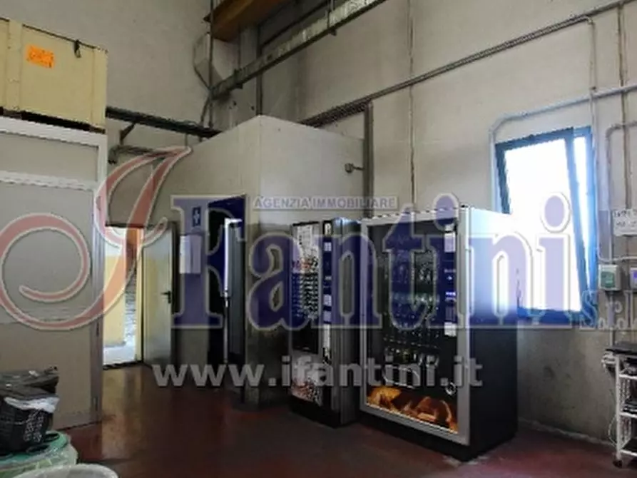 Immagine 30 di Capannone industriale in vendita  in via Ropa 1 a Calderara Di Reno