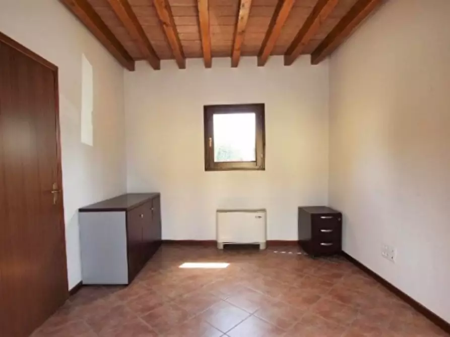 Immagine 2 di Ufficio in affitto  in VIA PRADAZZO a Calderara Di Reno