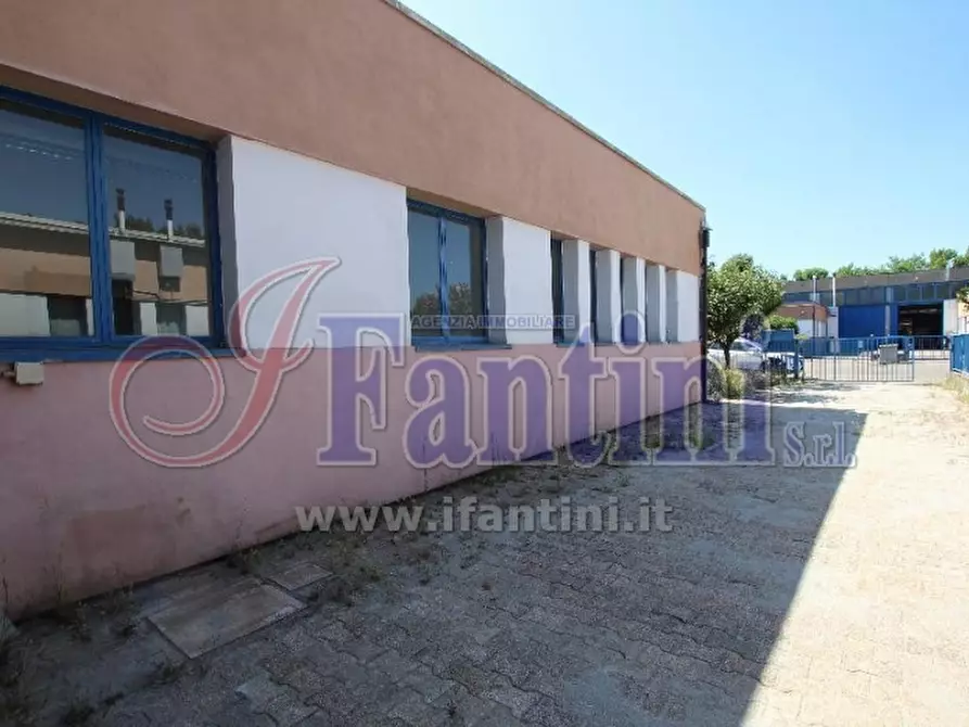 Immagine 3 di Capannone industriale in vendita  in VIA XXV APRILE 2 a Calderara Di Reno
